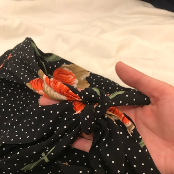 TOPSHOP polka dot ruffle tie skirt - Picture 3 of 4